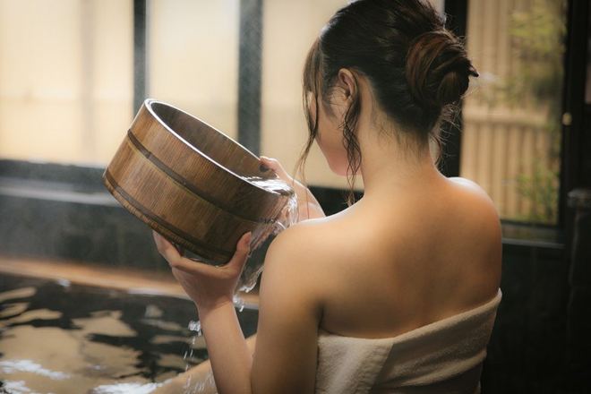 Tắm thường xuyên