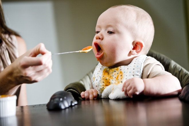 cho trẻ ăn dặm đúng cách