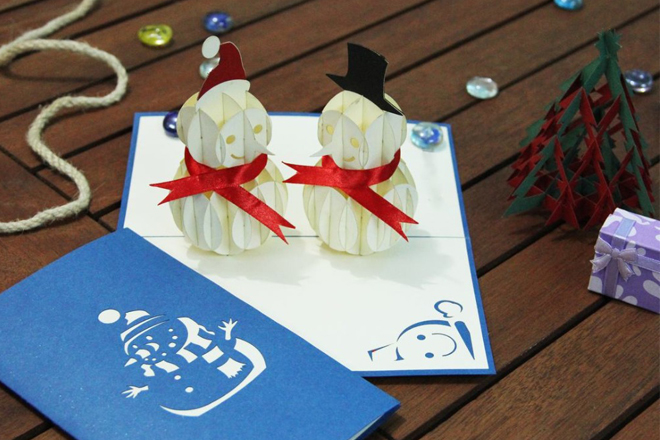 Thiệp đẹp hình người tuyết 3D