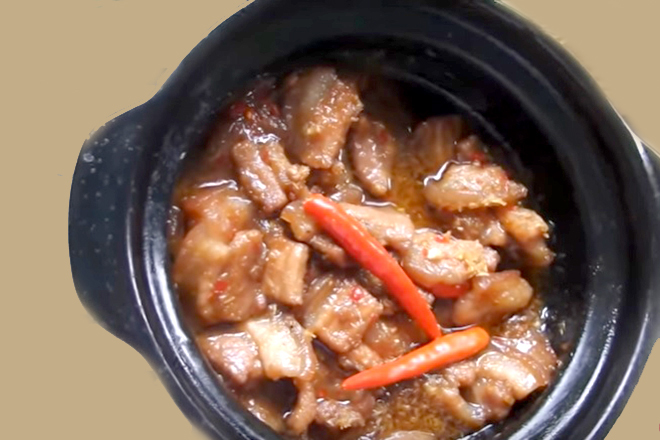 Thịt kho mắm ruốc