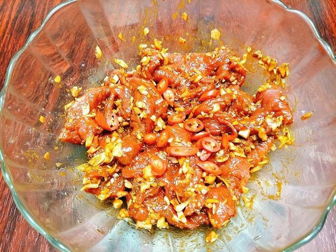 ướp thịt làm bò khô