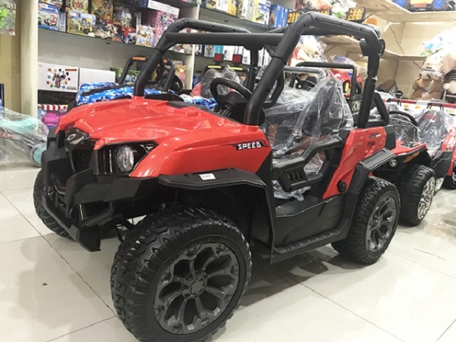 Xe ô tô điện trẻ em 2 chỗ ngồi WXE 8988