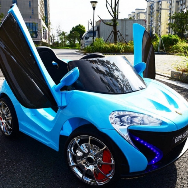 Xe ô tô điện trẻ em HEB 999