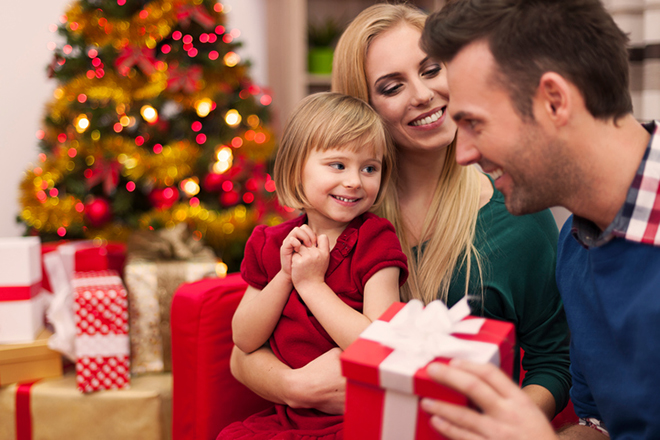 Đồ Noel cho bé gái