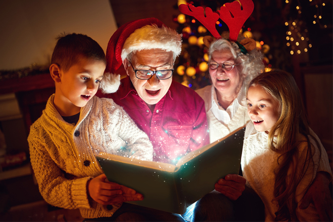 Quà Noel cho bé quyển truyện