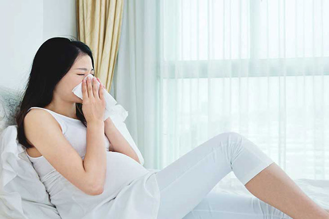 Mẹ bầu ho và xổ mũi