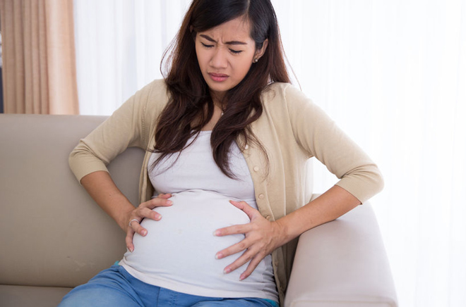 Mẹ bầu gặp các cơn co thắt