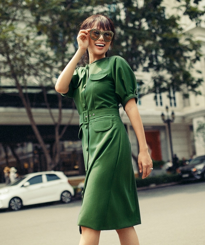 trang phục xanh lục