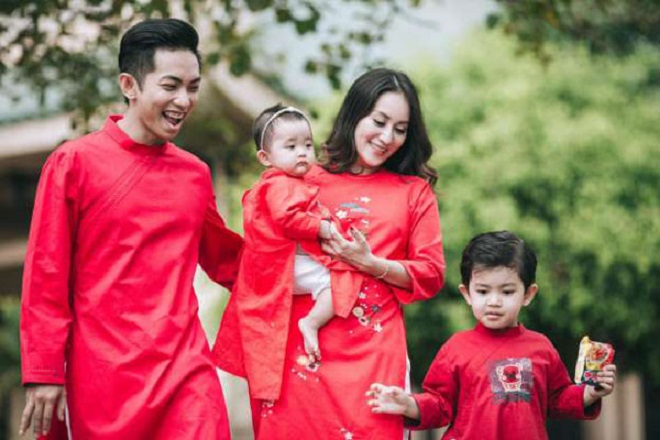 Áo dài Tết 2020