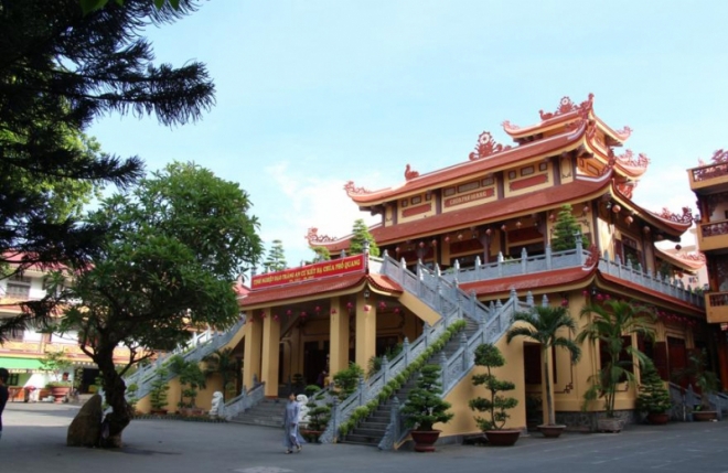chùa xá lợi
