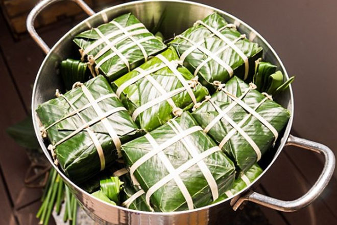 cách gói bánh chưng bằng khuôn