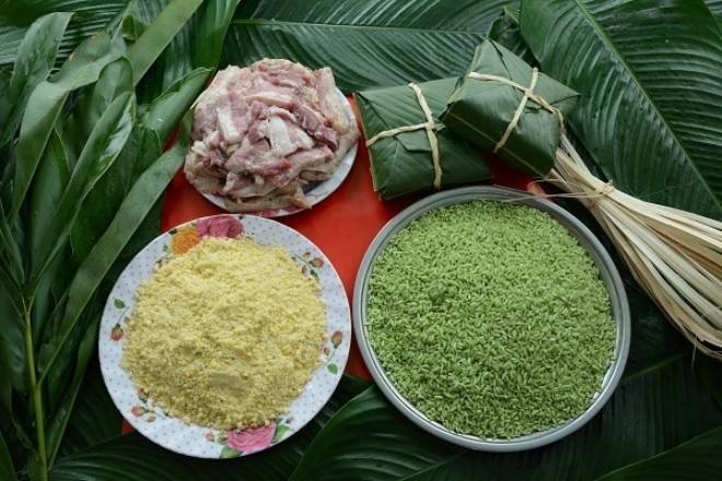 Chuẩn bị nguyên liệu gói bánh
