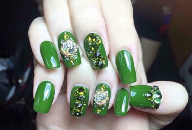 nail mau xanh