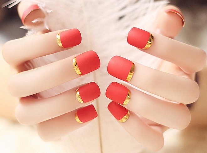 nail mau do may man