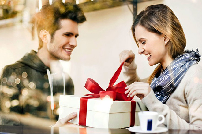 Quà tặng ngày Lễ tình nhân hợp lý