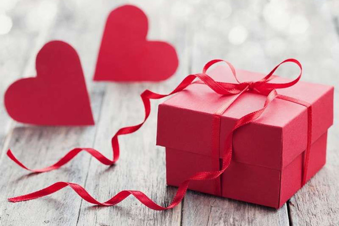Quà tặng ngày Lễ tình nhân vừa tiền