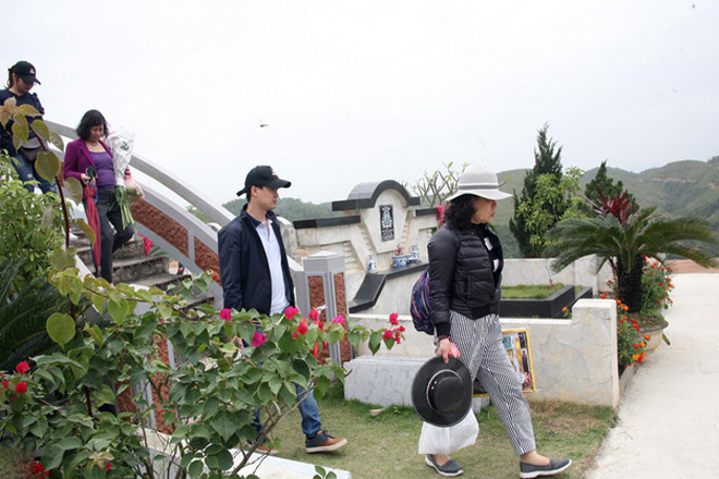 Tảo mộ ngày Tết