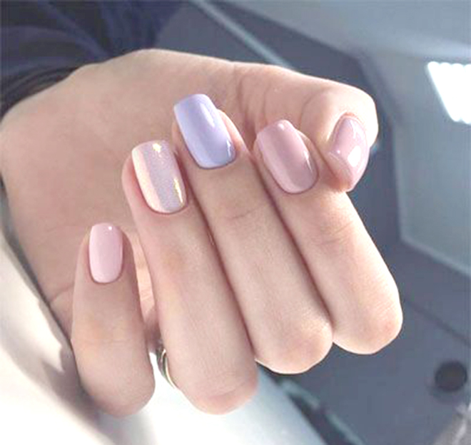 Nail nhiều màu tông nude chủ đạo