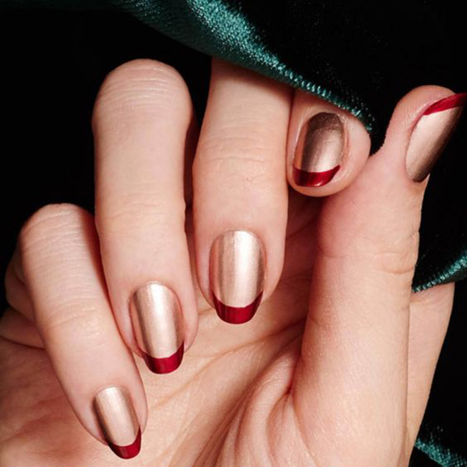Nail ánh bạc viền đỏ gụ
