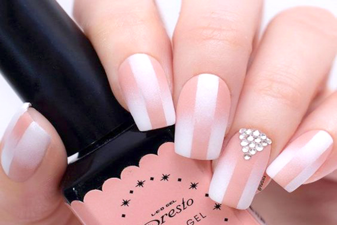 Nail Tết 2020 đính đá thời trang