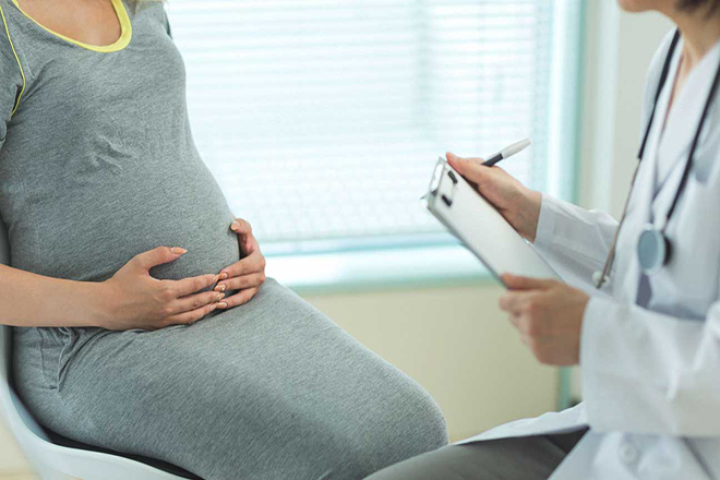 Mẹ bầu và bá sỹ