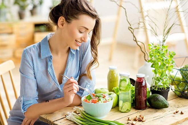 Giảm cân sau Tết ăn chậm