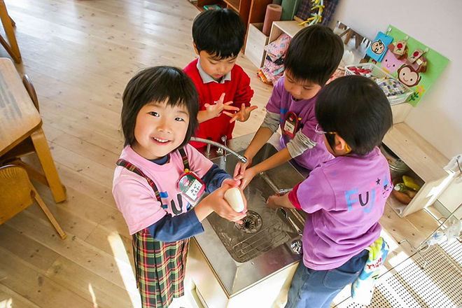 Bé tự lập