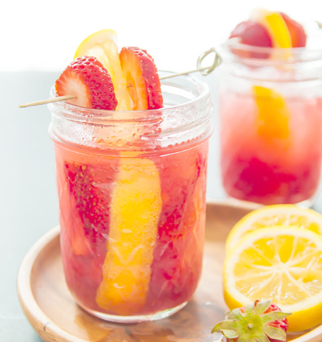 Cocktail mứt dâu