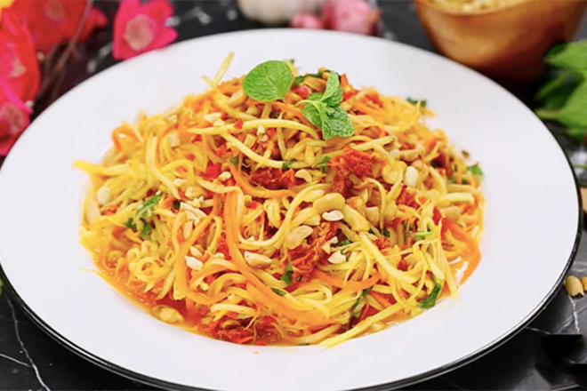 Món ăn sau Tết gỏi xoài