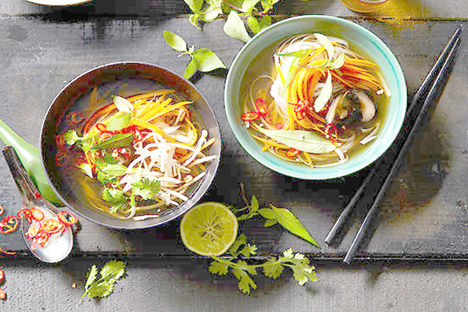 Phở chay nấm đông cô
