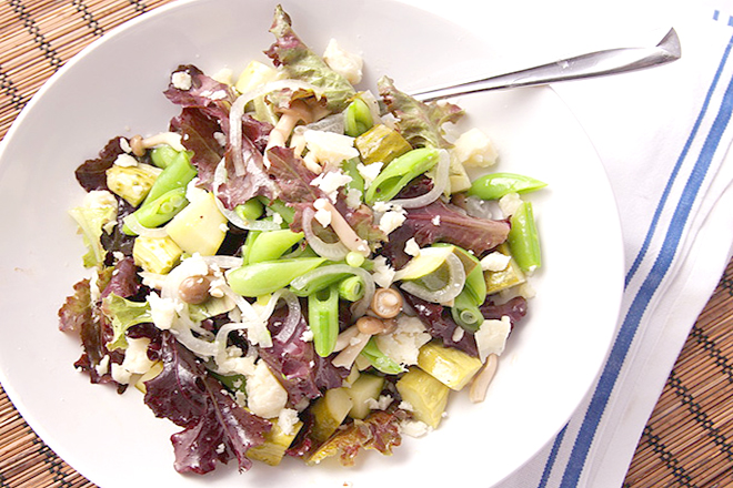 Salad với nước tỏi ngâm giấm