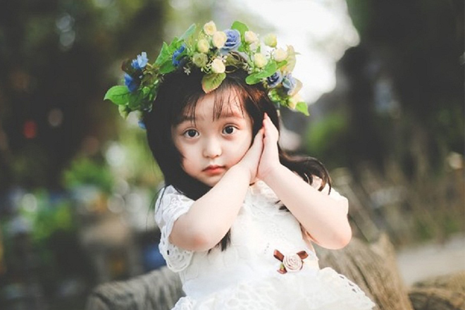 Bé gái đẹp