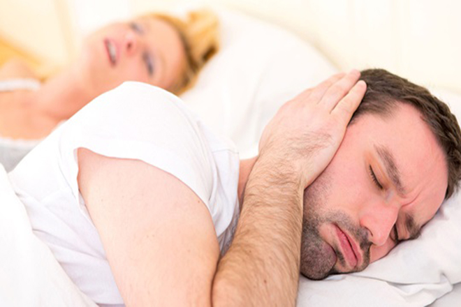 Bà bầu ngủ ngáy