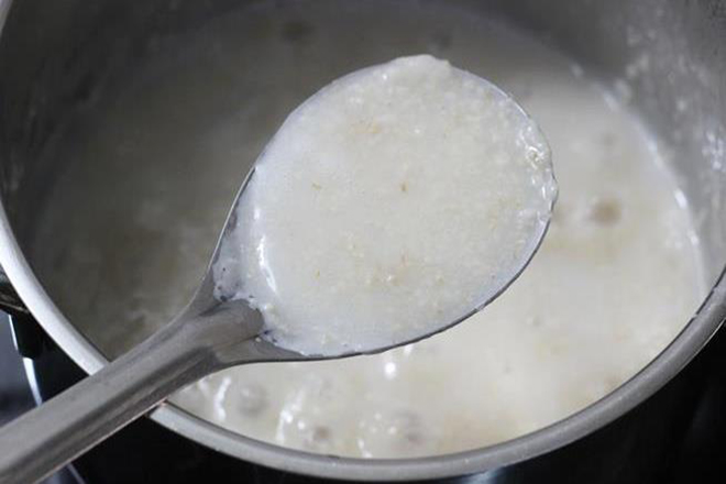 Nấu cháo cho bé