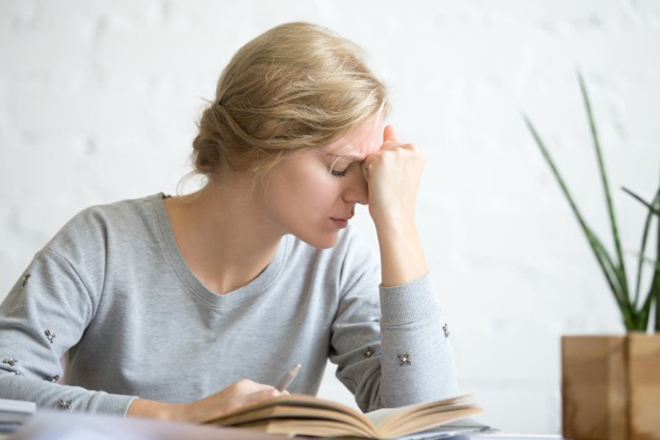 Phụ nữ mệt mỏi