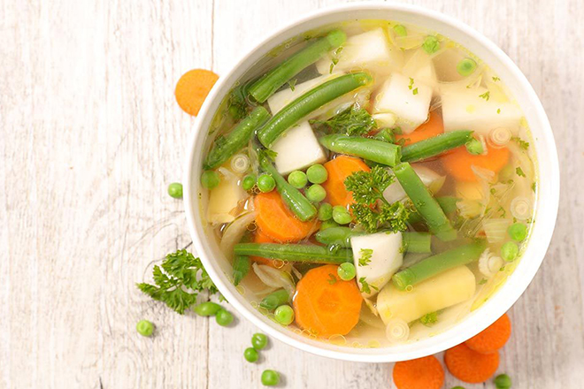 Xúp rau củ cho bé