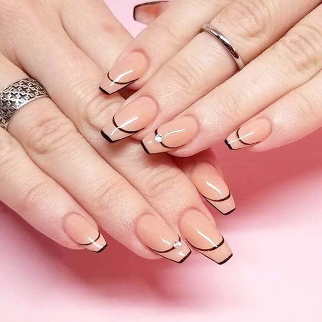 Nude sáng tạo độc đáo