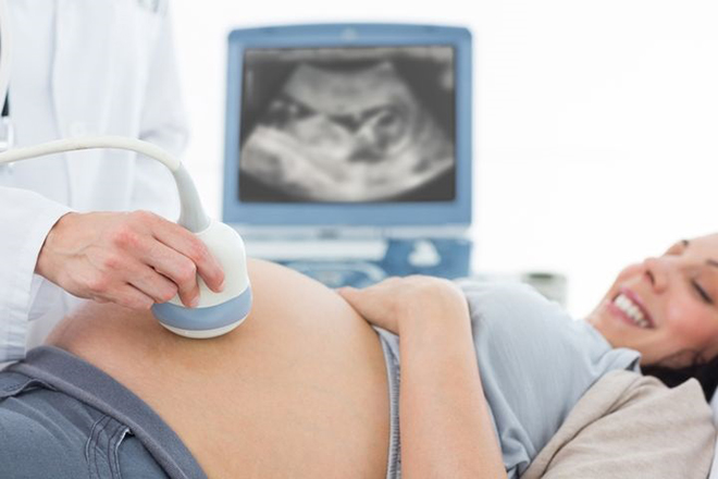 Bà bầu siêu âm khi bụng to