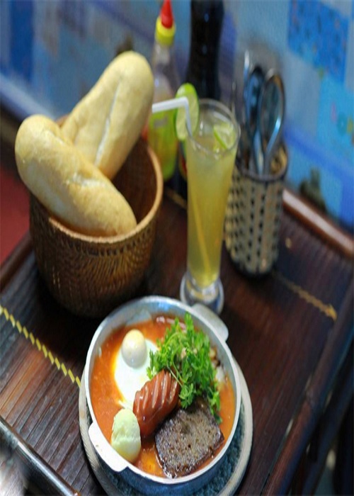 1 banh mi chao xuyen viet