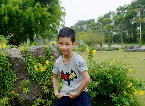 cau be 10 tuoi gui thu xin loi me vi khong biet quy trong dong tien cuc dang yeu 14369963_1294996920519555_2070032358206548385_n.jpg