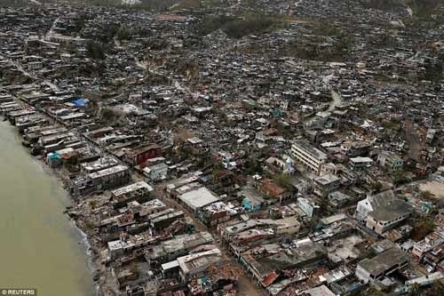 tham hoa bao mat quy matthew khien gan 900 nguoi thiet mang o haiti 4.jpg