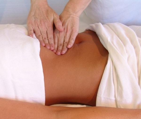 massage-bung-bang-nuoc-nong
