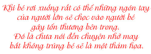 hai-bo-con-dang-choi-dua-bat-ngo-bo-nga-de-vao-nguoi-khien-con-tu-vong-tai-cho-q1.jpg
