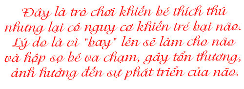 hai-bo-con-dang-choi-dua-bat-ngo-bo-nga-de-vao-nguoi-khien-con-tu-vong-tai-cho-q2.jpg