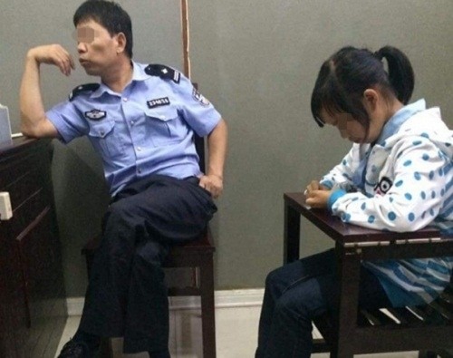 1476352386 mang thai.jpg