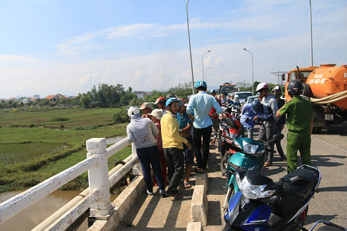 1477294481-anh3.jpg