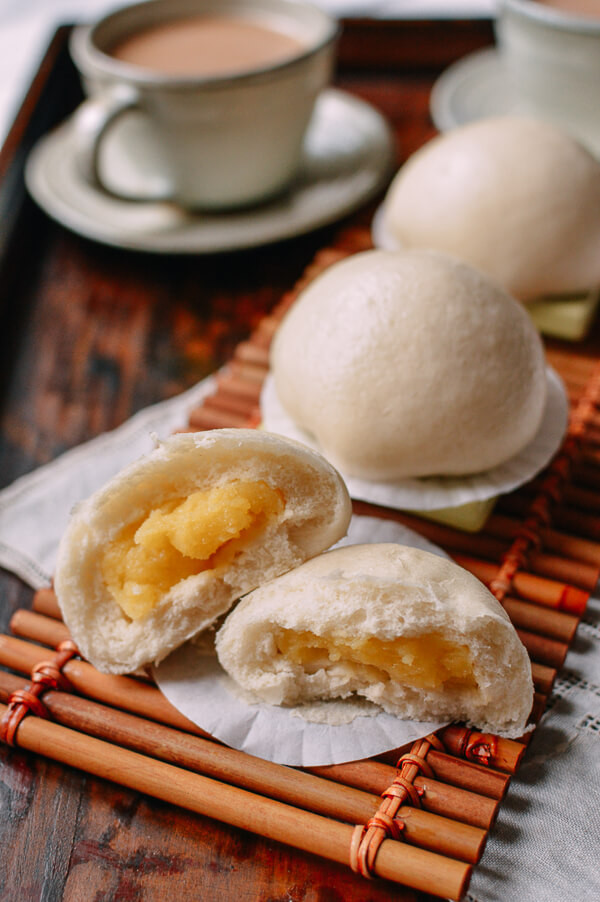 banh bao nhan trung sua 1