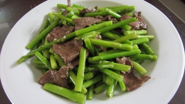 mang tay xao thit bo
