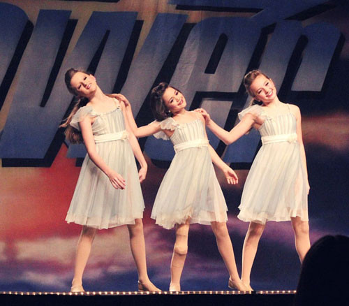 co gai ung thu tro thanh vu cong ballet du chi co 1 chan khien trieu nguoi ne phuc 3.jpg