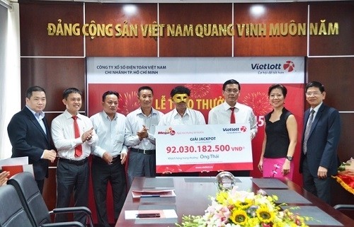 1478171525-anh2.jpg